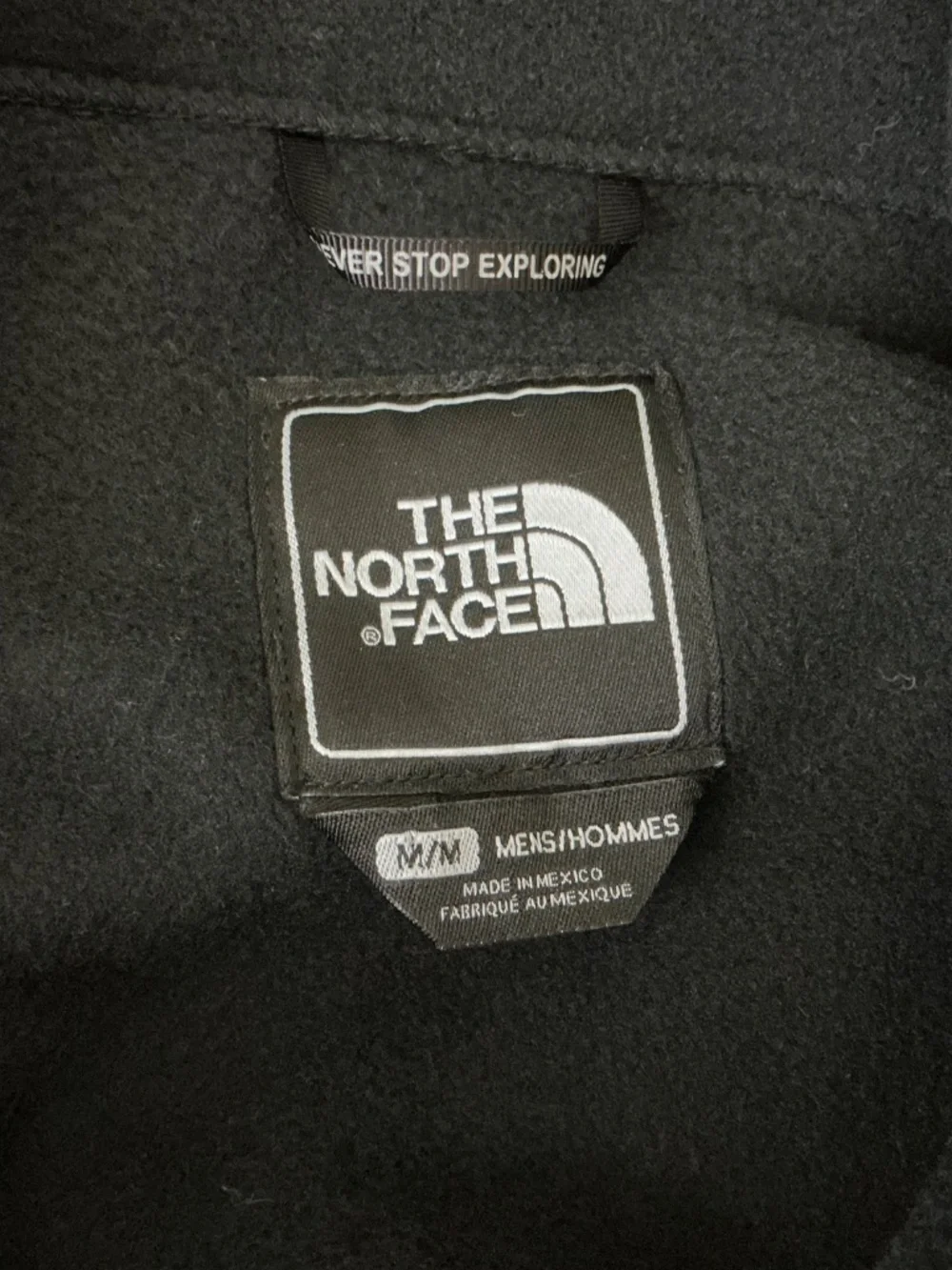 Men’s North Face Denali Jacket Medium Black NWT New!